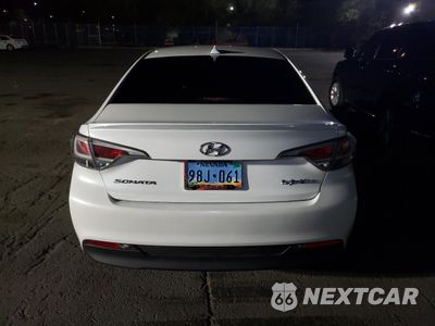 Zdjęcie 6 z 13 samochodu: 2017 HYUNDAI SONATA HYBRID VIN:KMHE24L11HA059555 - miniatura