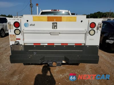 Zdjęcie 6 z 12 samochodu: 2013 CHEVROLET SILVERADO C3500 VIN:1GB3CZCG2DF226226 - miniatura