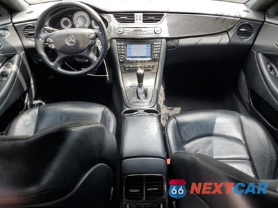 Zdjęcie 8 z 14 samochodu: 2006 MERCEDES-BENZ CLS 55 AMG VIN:WDDDJ76X16A040396 - miniatura