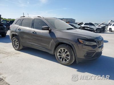 Czwarte zdjęcie samochodu z boku: 2019 JEEP CHEROKEE LATITUDE PLUS VIN:1C4PJLLB4KD184087 - miniatura
