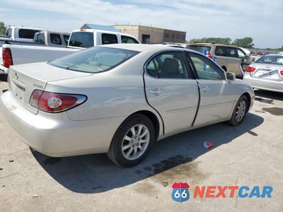 Trzecie zdjęcie samochodu z tyłu: 2004 LEXUS ES 330 VIN:JTHBA30G145034685 - miniatura