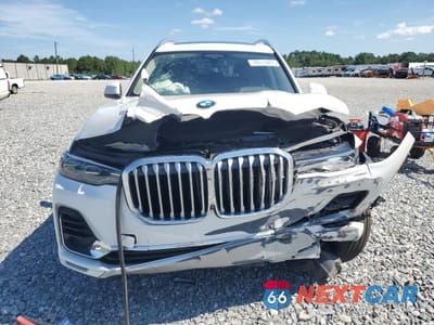 Piąte zdjęcie samochodu w środku: 2022 BMW X7 XDRIVE40I VIN:5UXCW2C04N9L61381 - miniatura
