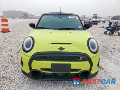 Piąte zdjęcie samochodu w środku: 2024 MINI COOPER S VIN:WMW43DL05R3R33624 - miniatura