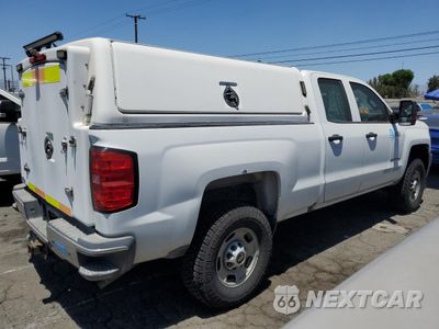 Trzecie zdjęcie samochodu z tyłu: 2017 CHEVROLET SILVERADO K2500 HEAVY DUTY VIN:1GC2KUEG7HZ308404 - miniatura