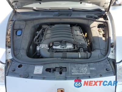 Zdjęcie 12 z 13 samochodu: 2005 PORSCHE CAYENNE VIN:WP1AA29P25LA23054 - miniatura