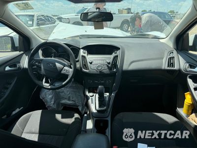 Zdjęcie 9 z 10 samochodu: 2018 FORD FOCUS SE VIN:1FADP3F2XJL327521 - miniatura