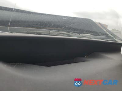Zdjęcie 9 z 13 samochodu: 2004 TOYOTA PRIUS VIN:JTDKB20U240061454 - miniatura