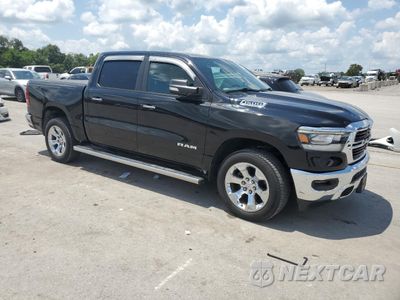 Czwarte zdjęcie samochodu z boku: 2019 RAM 1500 BIG HORN/LONE STAR VIN:1C6SRFFT7KN540512 - miniatura