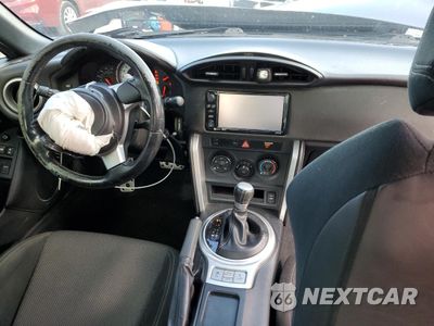 Zdjęcie 8 z 12 samochodu: 2017 TOYOTA 86 BASE VIN:JF1ZNAA12H8702507 - miniatura