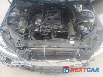 Zdjęcie 11 z 12 samochodu: 2012 MERCEDES-BENZ C 250 VIN:WDDGF4HB6CA615473 - miniatura