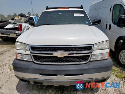 Piąte zdjęcie samochodu w środku: 2006 CHEVROLET SILVERADO C3500 VIN:1GBJC34D46E228450 - miniatura