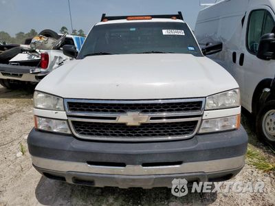Piąte zdjęcie samochodu w środku: 2006 CHEVROLET SILVERADO C3500 VIN:1GBJC34D46E228450 - miniatura