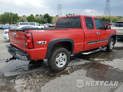 Trzecie zdjęcie samochodu z tyłu: 2005 CHEVROLET SILVERADO K1500 VIN:1GCEK19B25E232572 - miniatura