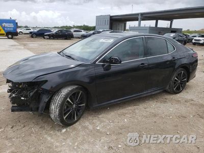 2018 TOYOTA CAMRY XSE 4T1B61HK1JU054478 - główne zdjęcie licytacji z USA - miniatura