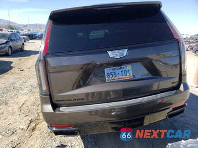 Zdjęcie 6 z 13 samochodu: 2021 CADILLAC ESCALADE SPORT VIN:1GYS4FKL8MR432841 - miniatura