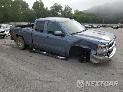 Czwarte zdjęcie samochodu z boku: 2016 CHEVROLET SILVERADO K1500 LT VIN:1GCVKREC6GZ335972 - miniatura