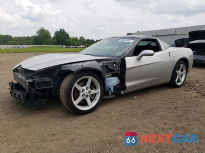 2005 CHEVROLET CORVETTE 1G1YY24U955131029 - główne zdjęcie licytacji z USA - miniatura