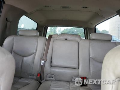 Zdjęcie 10 z 15 samochodu: 2005 CHEVROLET SUBURBAN K1500 VIN:3GNFK16Z55G294117 - miniatura