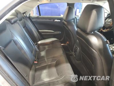 Zdjęcie 10 z 15 samochodu: 2020 CHRYSLER 300 LIMITED VIN:2C3CCAKG6LH128588 - miniatura