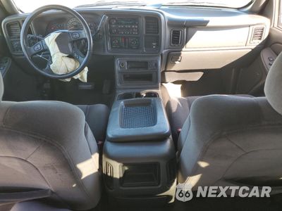 Zdjęcie 8 z 14 samochodu: 2004 GMC NEW SIERRA C1500 VIN:2GTEC19T741362997 - miniatura