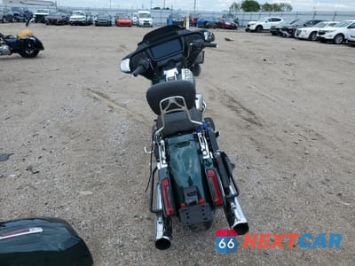 Czwarte zdjęcie samochodu z boku: 2024 HARLEY-DAVIDSON FLHX VIN:1HD1KB712RB601810 - miniatura