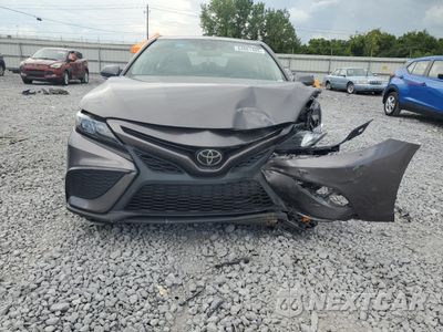 Piąte zdjęcie samochodu w środku: 2024 TOYOTA CAMRY SE NIGHT SHADE VIN:4T1G11AK1RU885764 - miniatura