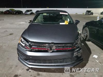 Piąte zdjęcie samochodu w środku: 2016 VOLKSWAGEN JETTA GLI VIN:3VW4T7AJ1GM222818 - miniatura