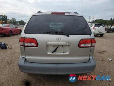 Zdjęcie 6 z 12 samochodu: 2002 TOYOTA SIENNA LE VIN:4T3ZF13C92U488557 - miniatura