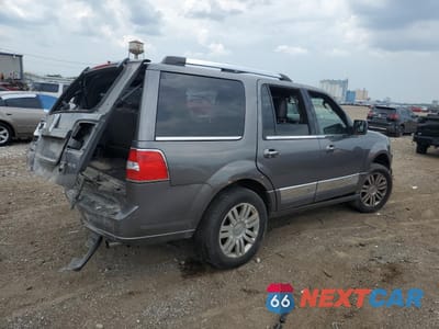 Trzecie zdjęcie samochodu z tyłu: 2012 LINCOLN NAVIGATOR VIN:5LMJJ2J50CEL06395 - miniatura