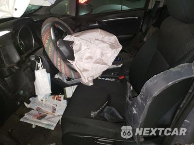 Zdjęcie 7 z 13 samochodu: 2019 HONDA FIT LX VIN:3HGGK5H46KM733958 - miniatura