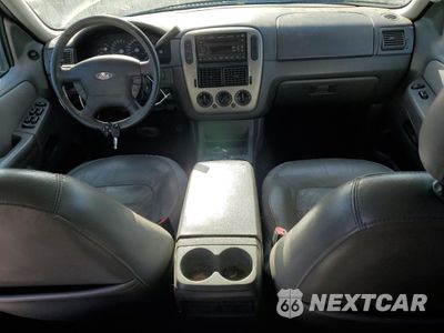 Zdjęcie 8 z 13 samochodu: 2005 FORD EXPLORER XLT VIN:1FMDU63E85UB76421 - miniatura