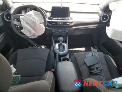 Zdjęcie 8 z 14 samochodu: 2023 KIA FORTE LX VIN:3KPF24AD0PE585709 - miniatura