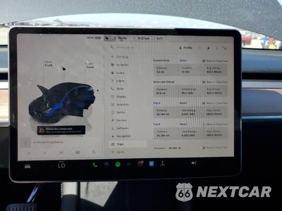 Zdjęcie 9 z 15 samochodu: 2024 TESLA MODEL Y VIN:7SAYGDED0RF096554 - miniatura