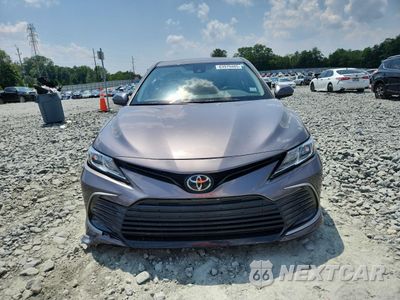Piąte zdjęcie samochodu w środku: 2023 TOYOTA CAMRY LE VIN:4T1C11AK9PU760216 - miniatura