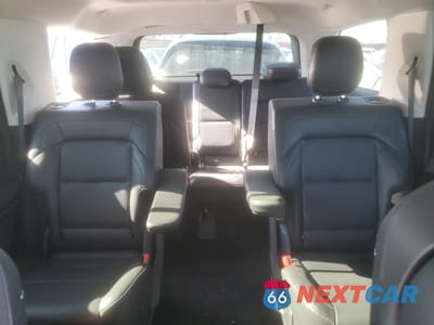 Zdjęcie 10 z 13 samochodu: 2025 LINCOLN NAVIGATOR RESERVE VIN:5LMJJ2LG2SEL04130 - miniatura