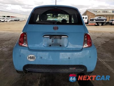 Zdjęcie 6 z 12 samochodu: 2015 FIAT 500 ELECTRIC VIN:3C3CFFGE6FT503192 - miniatura