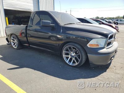 Czwarte zdjęcie samochodu z boku: 2010 DODGE RAM 1500 VIN:3D7JB1ET0AG144125 - miniatura