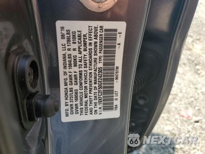 Zdjęcie 12 z 12 samochodu: 2016 HONDA CIVIC LX VIN:19XFC2F50GE242305 - miniatura