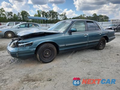 1996 MERCURY GRAND MARQUIS GS 2MELM74W1TX614875 - główne zdjęcie licytacji z USA - miniatura