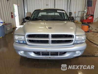 Piąte zdjęcie samochodu w środku: 2001 DODGE DAKOTA VIN:1B7GL22Z21S183081 - miniatura