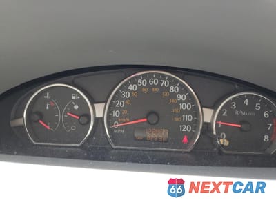 Zdjęcie 9 z 12 samochodu: 2005 SATURN ION LEVEL 2 VIN:1G8AZ52F95Z126136 - miniatura