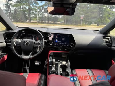Zdjęcie 9 z 10 samochodu: 2022 LEXUS NX 350 VIN:JTJKGCEZ7N5001604 - miniatura