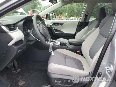 Zdjęcie 7 z 14 samochodu: 2025 TOYOTA RAV4 XLE VIN:JTMRWRFV7SJ062926 - miniatura