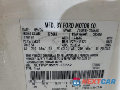 Zdjęcie 12 z 12 samochodu: 2007 LINCOLN MARK LT VIN:5LTPW18527FJ00852 - miniatura