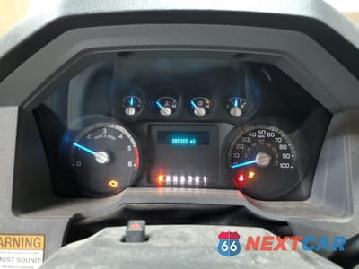 Zdjęcie 9 z 12 samochodu: 2015 FORD F450 SUPER DUTY VIN:1FDUF4HY7FEA90093 - miniatura