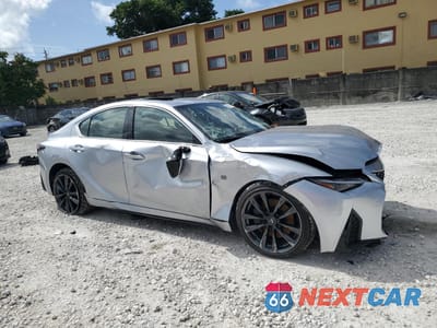 Czwarte zdjęcie samochodu z boku: 2024 LEXUS IS 350 F SPORT DESIGN VIN:JTHBZ1B29R5080321 - miniatura