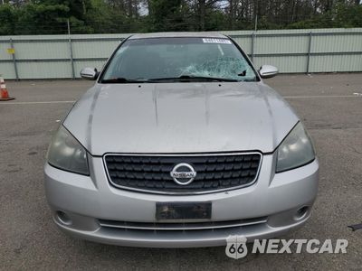 Piąte zdjęcie samochodu w środku: 2005 NISSAN ALTIMA S VIN:1N4AL11D45C131186 - miniatura
