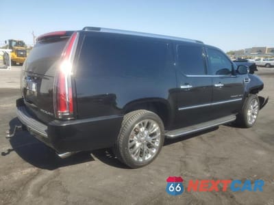 Trzecie zdjęcie samochodu z tyłu: 2008 CADILLAC ESCALADE ESV VIN:1GYFK66858R227075 - miniatura