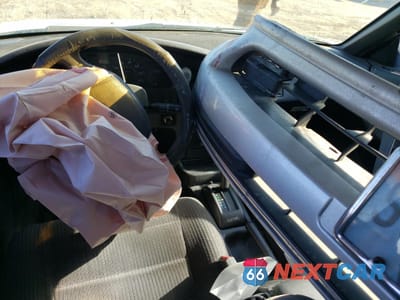 Zdjęcie 8 z 12 samochodu: 1993 SUBARU LEGACY L VIN:4S3BC6333P9654859 - miniatura