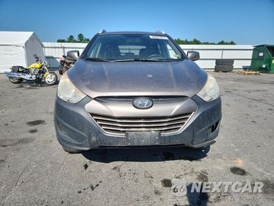 Piąte zdjęcie samochodu w środku: 2011 HYUNDAI TUCSON GLS VIN:KM8JU3AC4BU185843 - miniatura